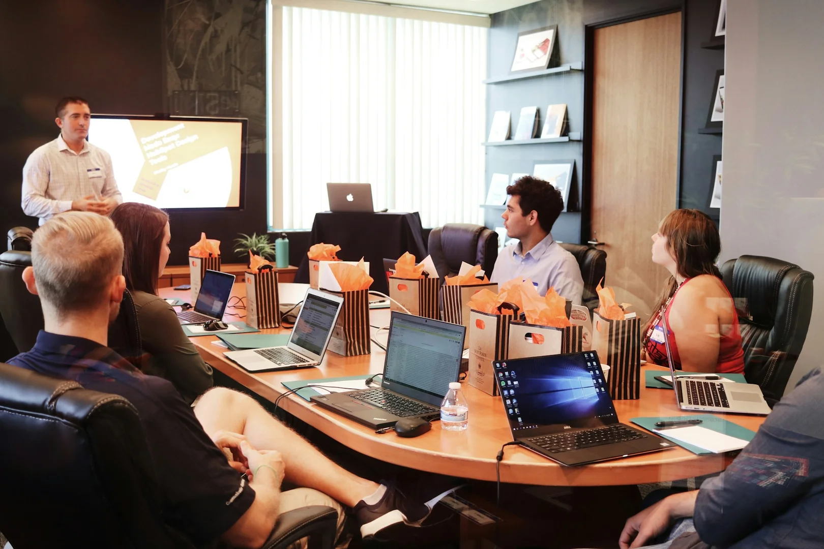 12 Ways to Stand Out in Your Job Application