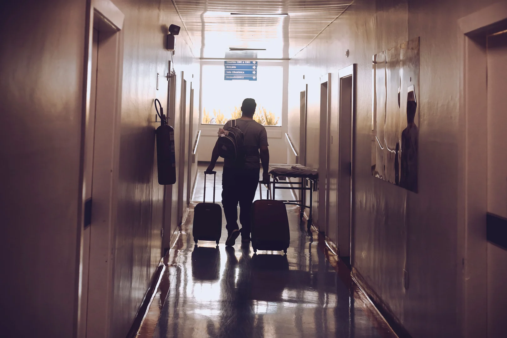 Are FIFO Travel Days Paid in Australia? How to Check Your Entitlements