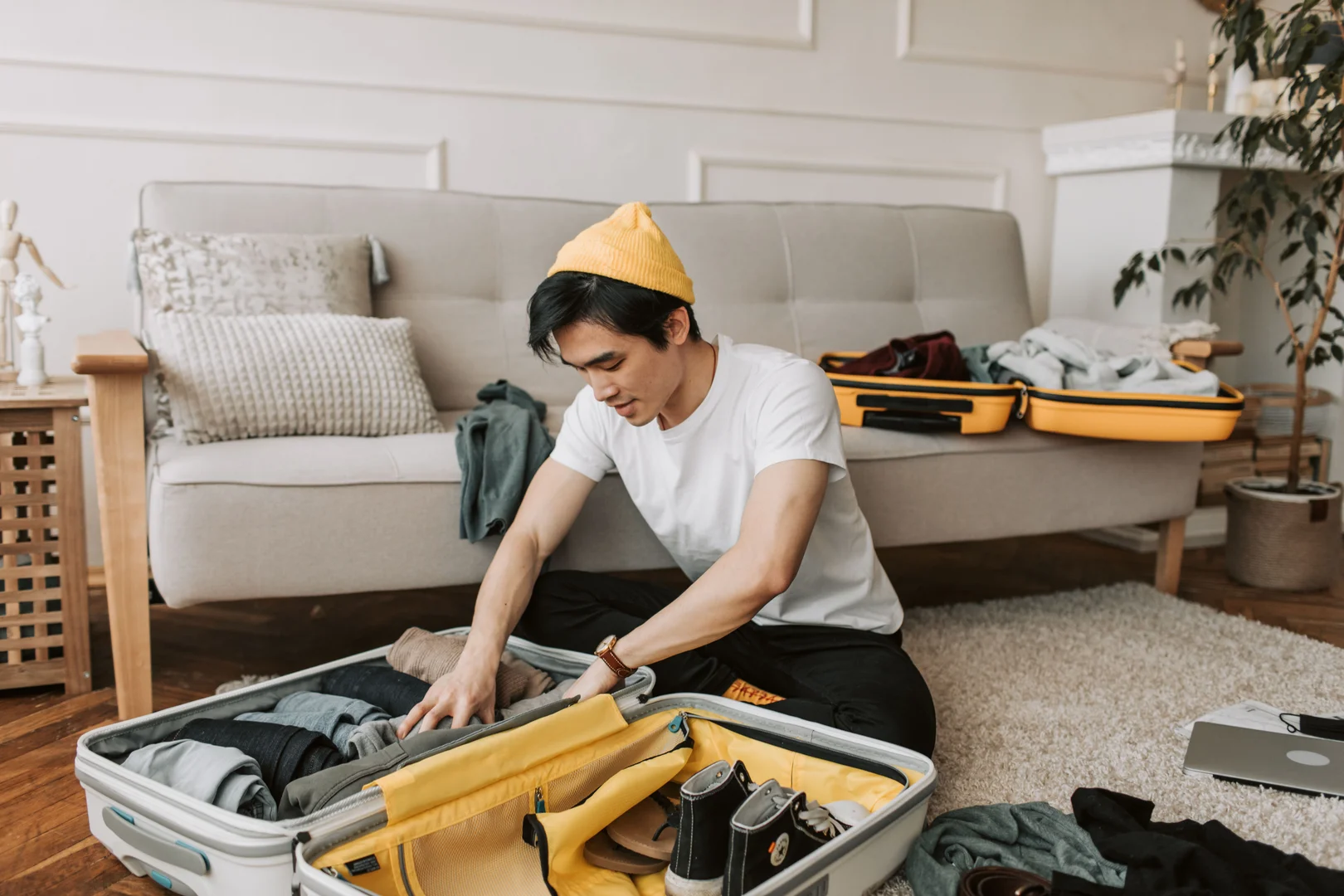FIFO Packing List Australia: What to Take on Your First Swing
