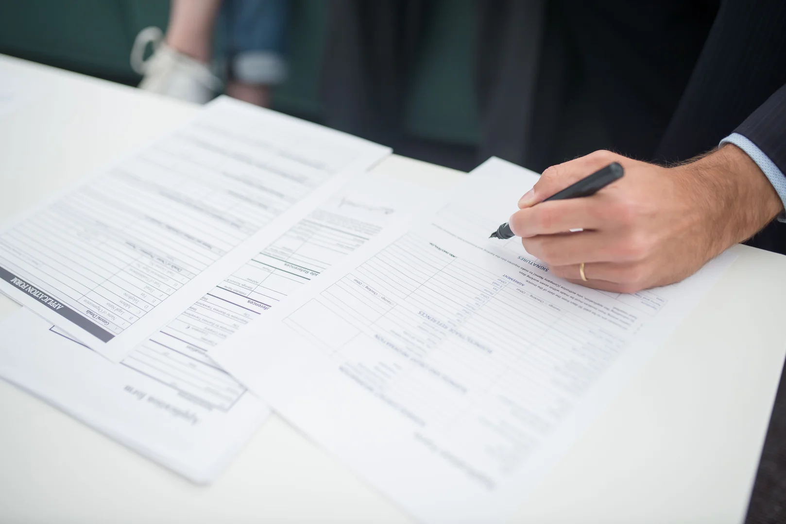 How to Write a FIFO Resume in Australia: Examples and Checklist